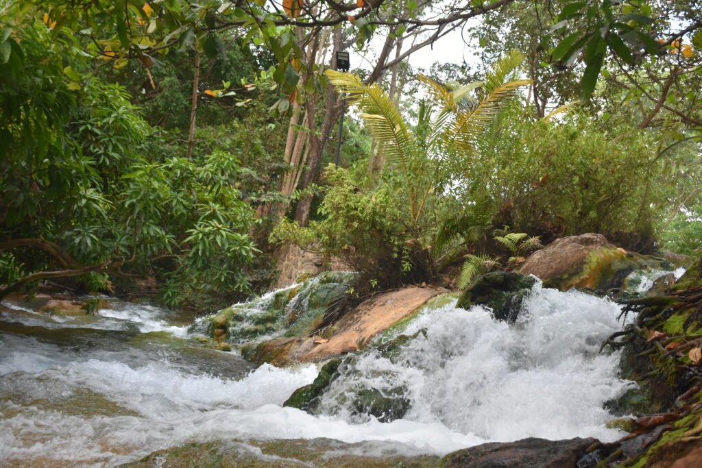 Mengeruda Hot Spring