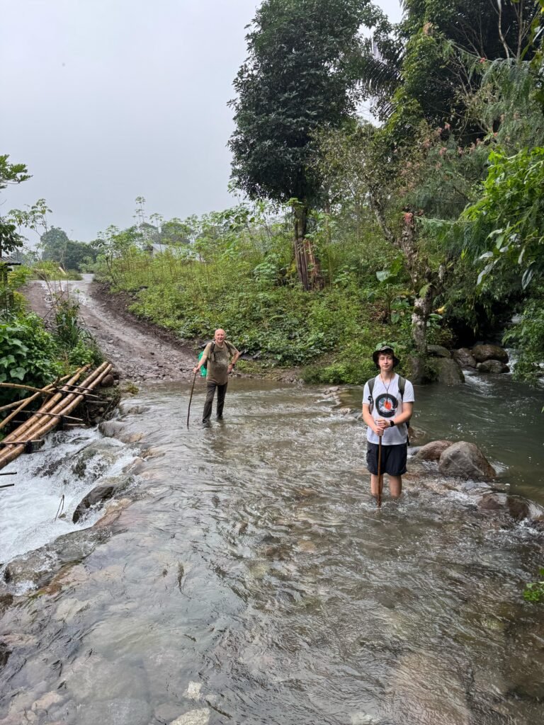 Cross the Wae Musur river